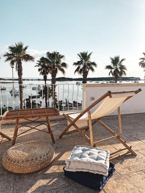Casa Clementina Rooms Vista Mare Порто-Чезарео Экстерьер фото