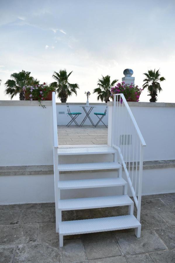 Casa Clementina Rooms Vista Mare Порто-Чезарео Экстерьер фото